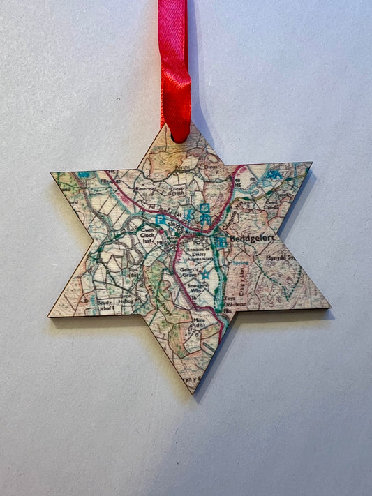 Star shaped Beddgelert wooden hanging Christmas decoration